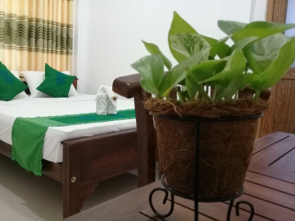 Green Edge Residences ダンブッラ エクステリア 写真