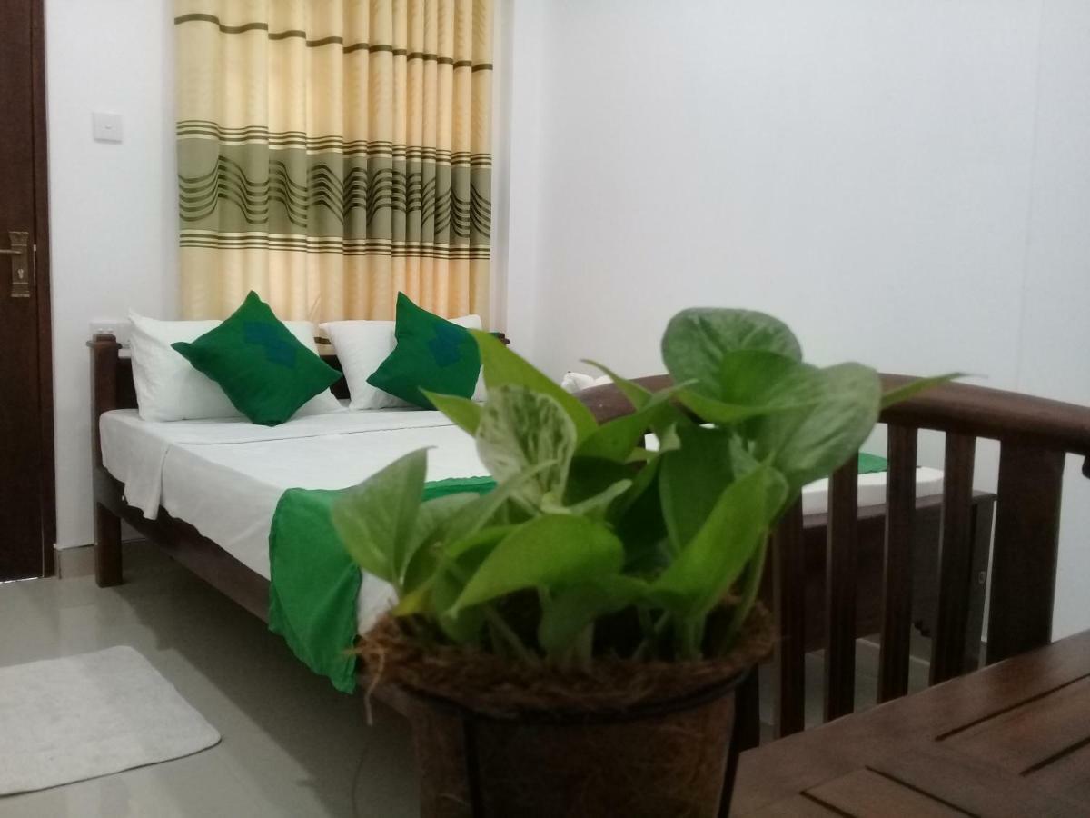 Green Edge Residences ダンブッラ エクステリア 写真
